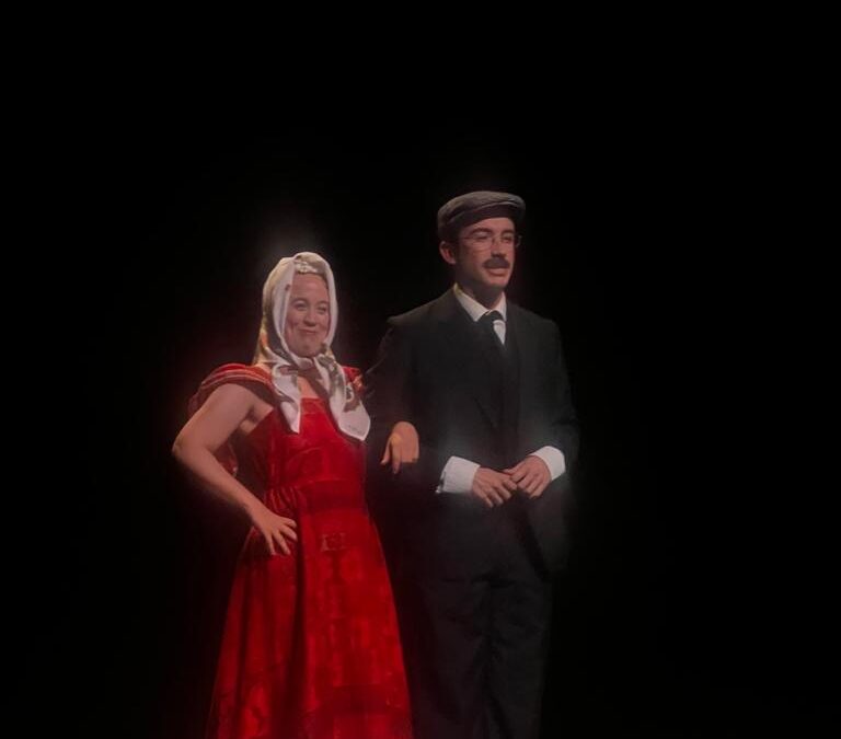Alegria i tristesa s’entrellacen al Teatre La Bòbila amb l’obra “¡Ay, Carmela!”